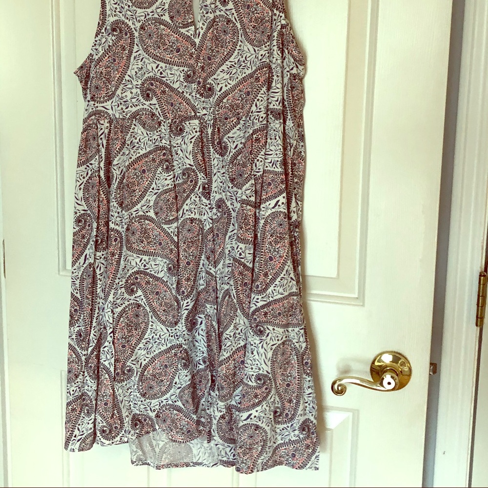 Old Navy sleeveless dress paisley sz L, white